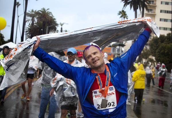 Flea red hot Chilli Peppers Marathon maratonista runner locos por correr 03