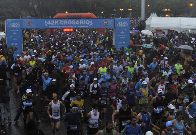 Maraton 42k rosario 2016 resultados fotos locos por correr 01