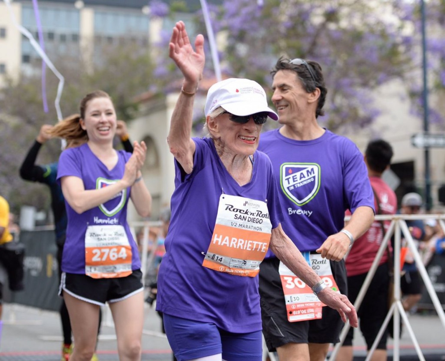 Mujer 94 años media maraton record mundial locos por correr
