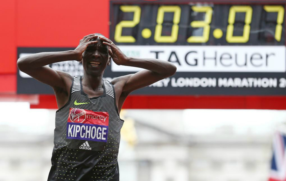 Eliud Kipchoge London Marathon resultados londres fotos locos por correr 01