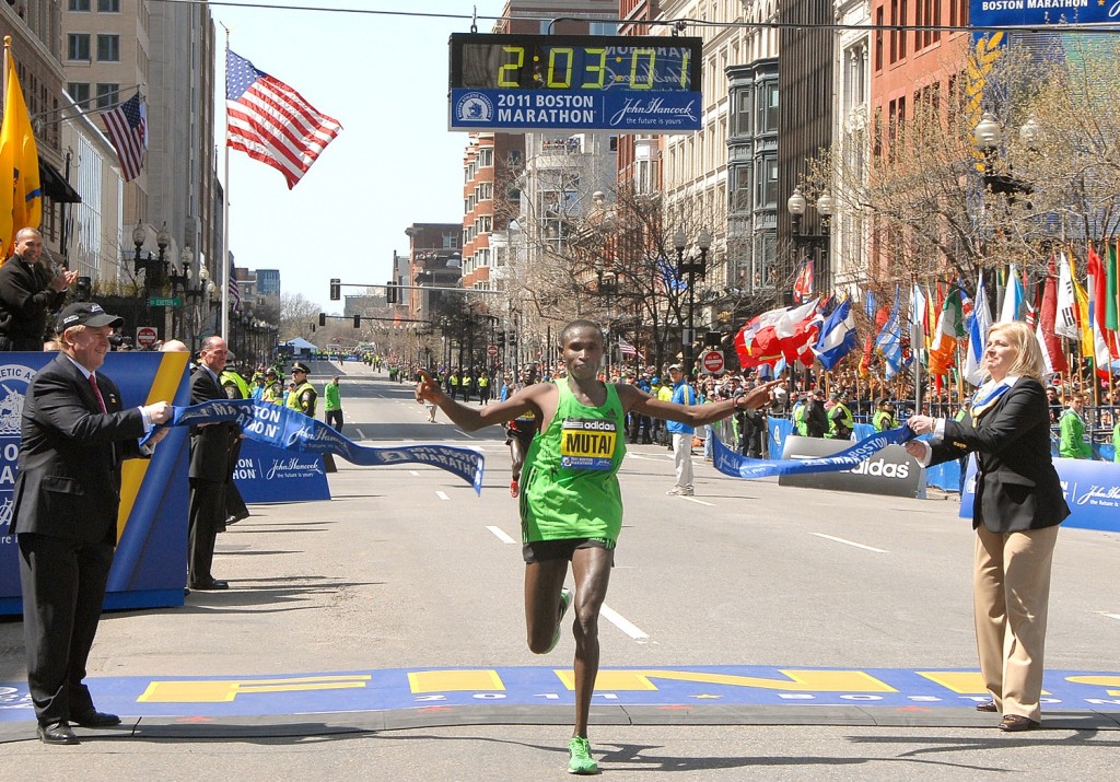 Geoffrey Mutai Boston 2011 Locos por correr