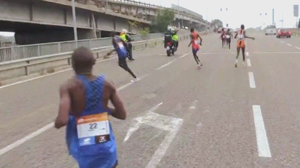 Maraton Venceia camino equivocado Locos Por Correr